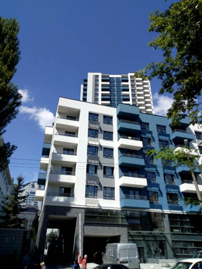 Apartment уютная Vip студия в центре метро политех охматдет паркинг *