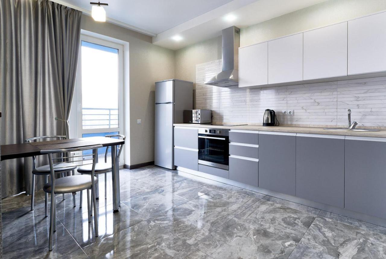 Apartment уютная Vip студия в центре метро политех охматдет паркинг *